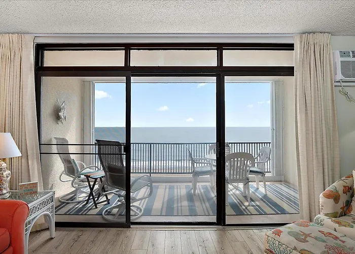 1 Bedroom Oceanfront Condo, Steps To The Beach! *