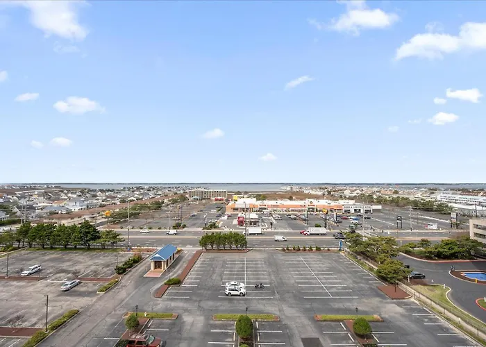 1 Bedroom Oceanfront Condo, Steps To The Beach!