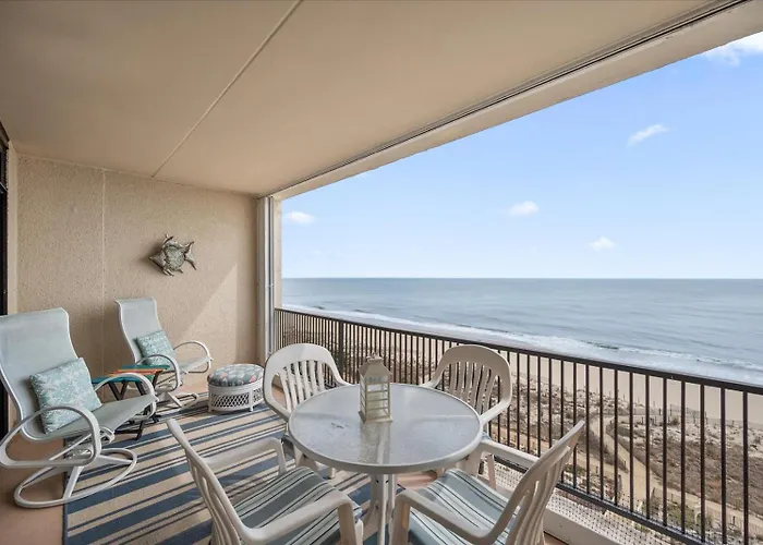 Holiday home 1 Bedroom Oceanfront Condo, Steps To The Beach! *